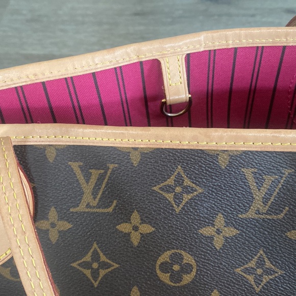 Authentic Louis Vuitton Neverfull MM monogram with pink interior - Picture 10 of 15
